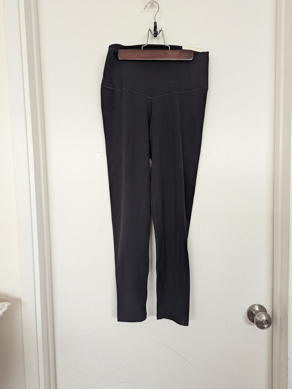 Women's Black High-Rise Leggings with Supportive Waistband